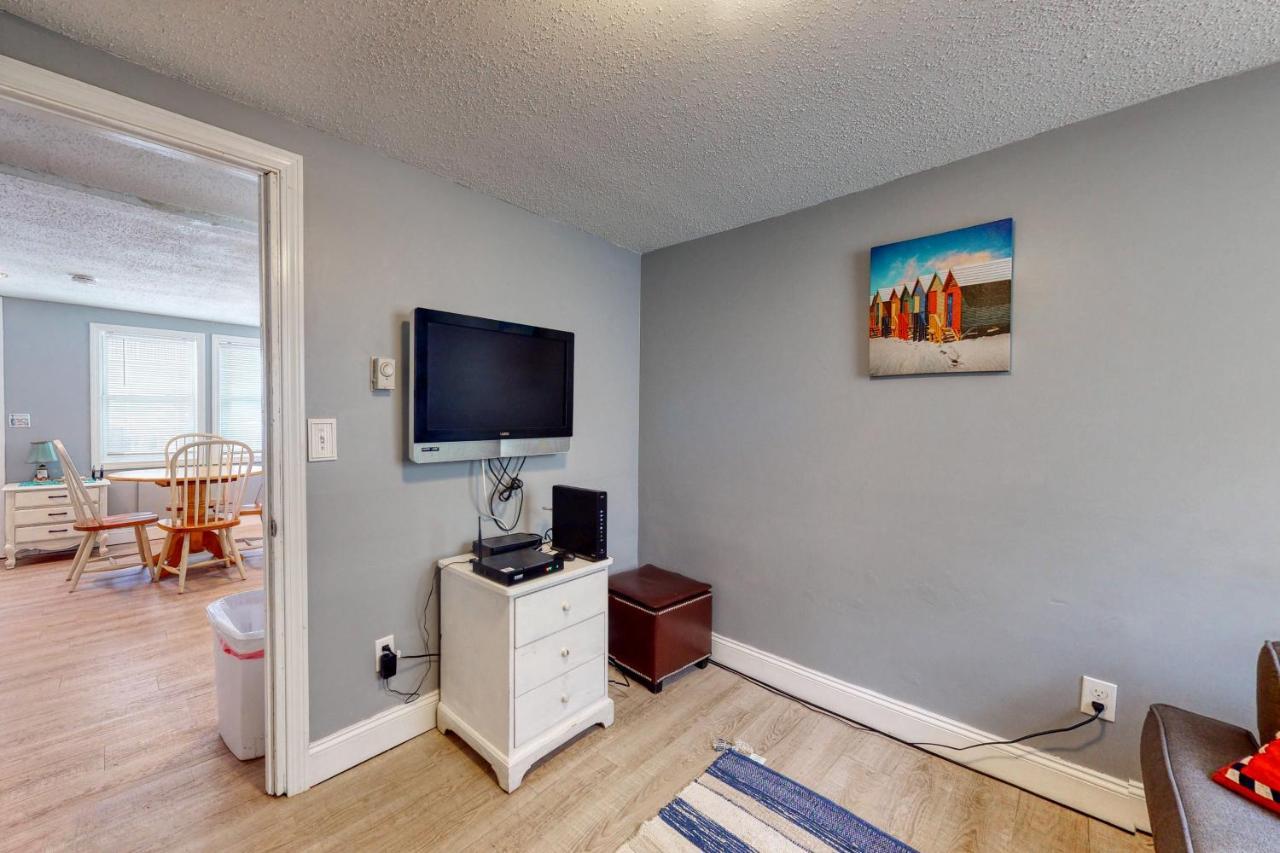 Hampton Beach Hangout & Nancy'S Villa Номер фото